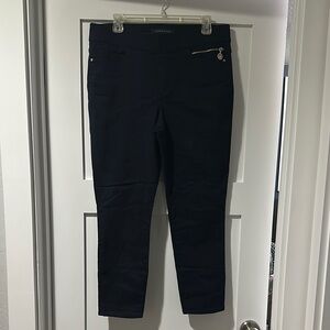 Tommy Hilfiger Blue Ankle Cropped Pants with Slim Fit and elastic waist band